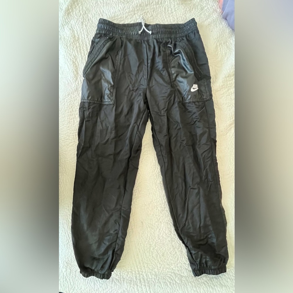 Nike Parachute Joggers